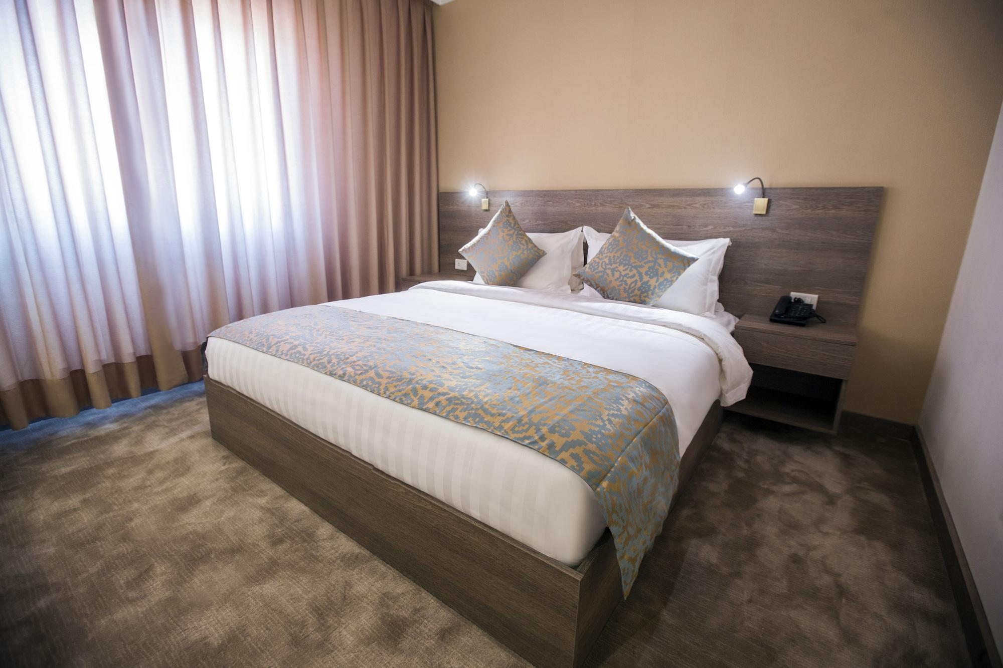The Sanrock Hotel Amman Room photo