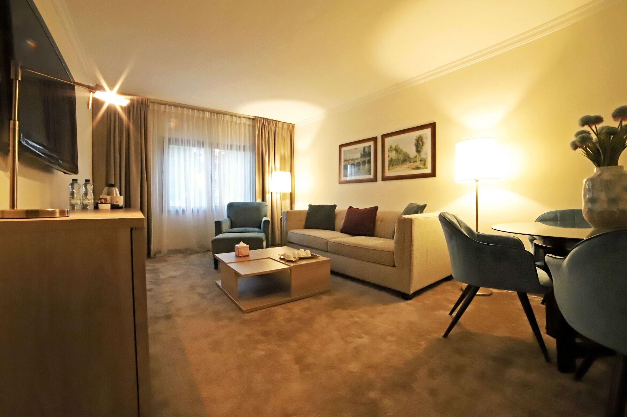 The Sanrock Hotel Amman Exterior photo