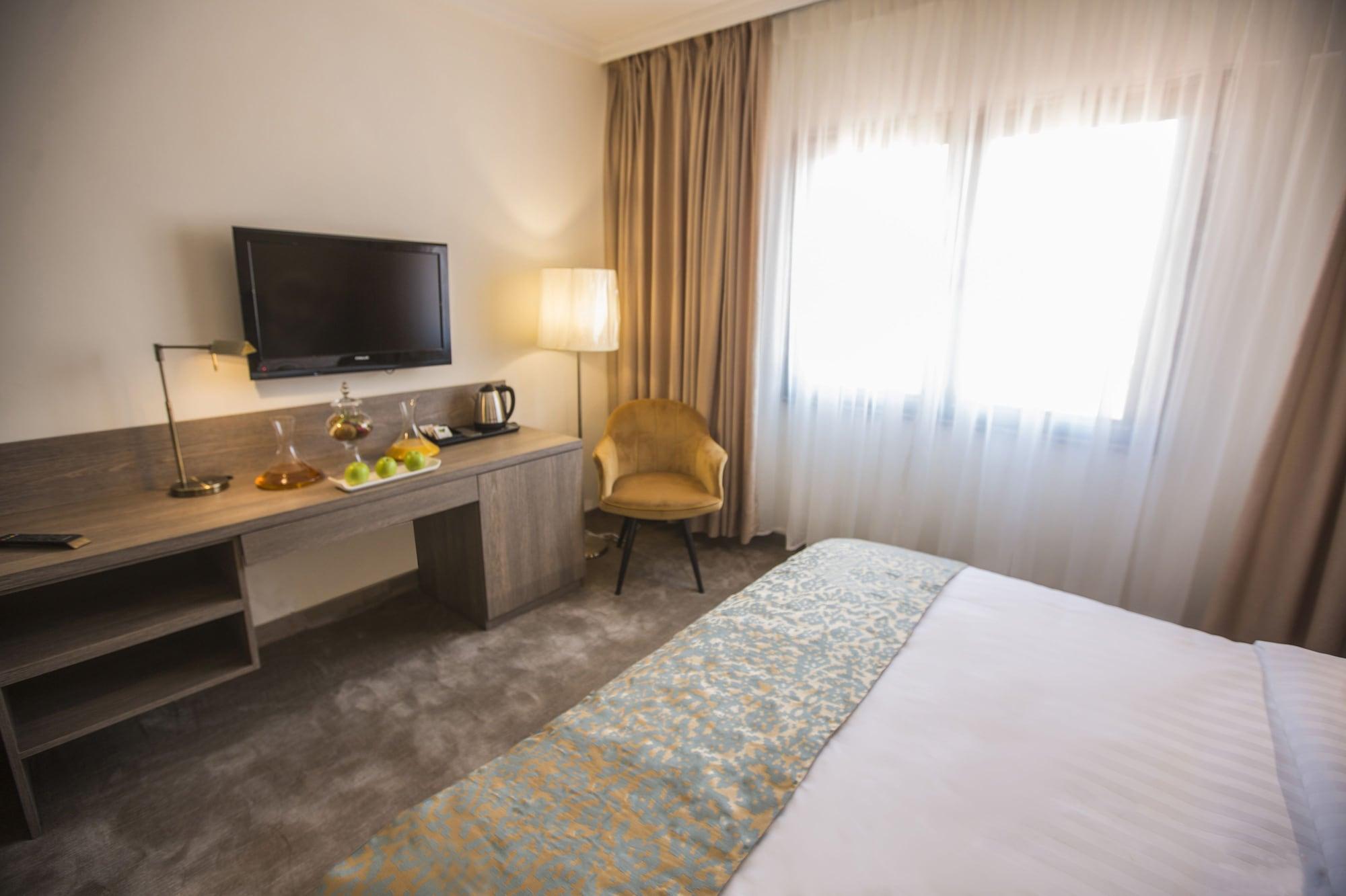 The Sanrock Hotel Amman Room photo
