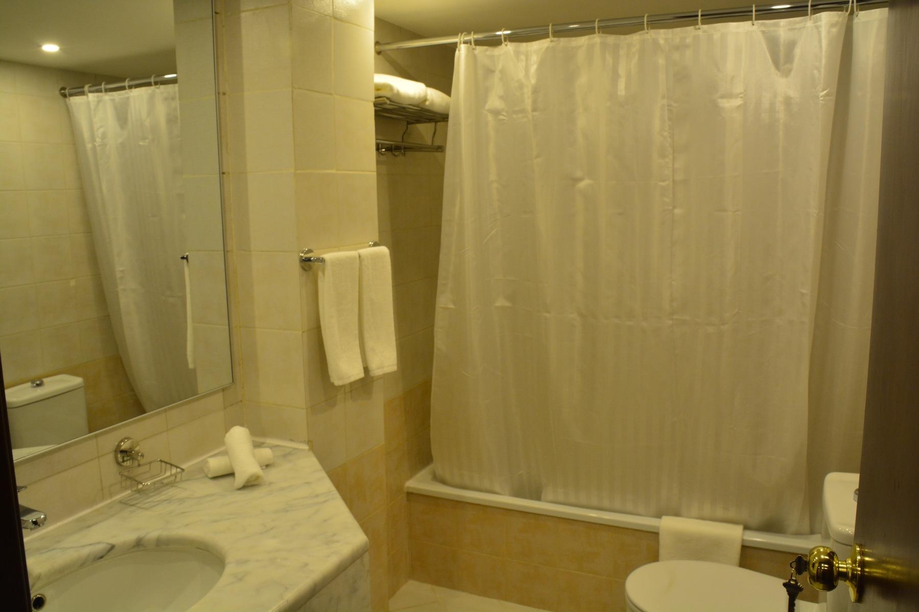 The Sanrock Hotel Amman Exterior photo