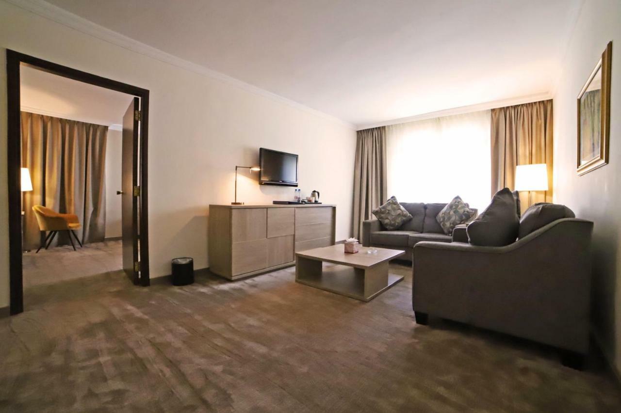 The Sanrock Hotel Amman Exterior photo
