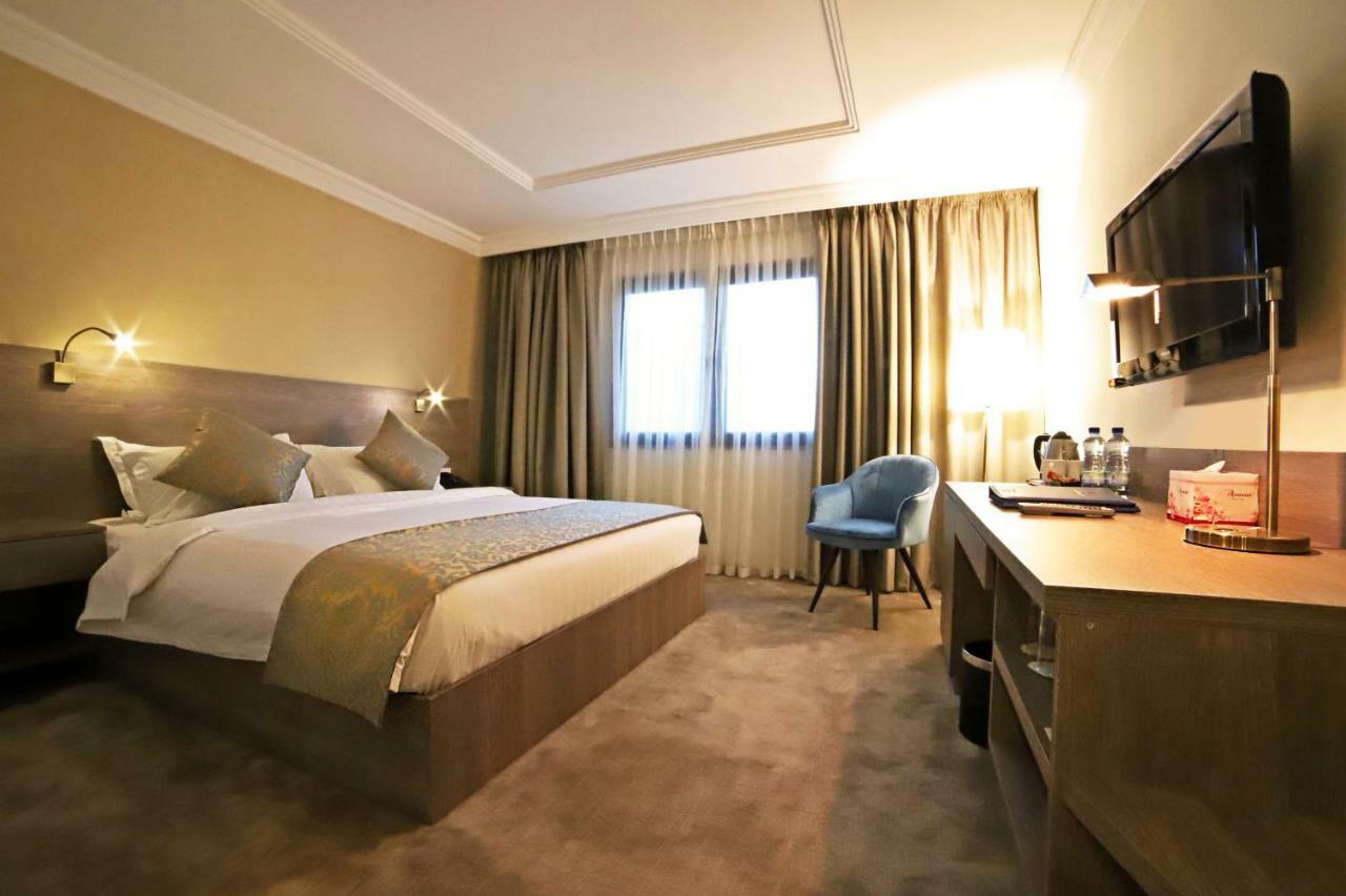 The Sanrock Hotel Amman Exterior photo
